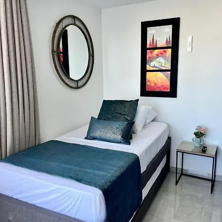 Apartamento Con Vista Al Mar Y Al Apartamento *